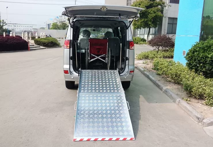 Manual 2-Fold Ramp